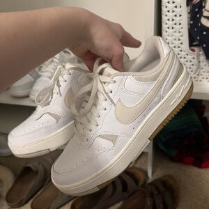 Nike Women's Gamma Force